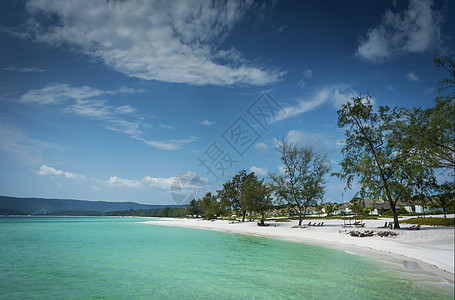 西哈努克维尔坎波迪亚海岸附近的科洪岛的天堂海滩情调热带异国晴天风景白色游客破坏旅游海岸线图片