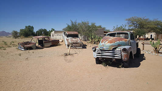 纳米比亚Solitaire加油站旧汽车残骸图片