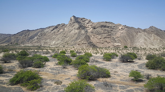 纳米布沙漠的斯皮兹科普风景沙漠岛山花岗岩顶峰图片