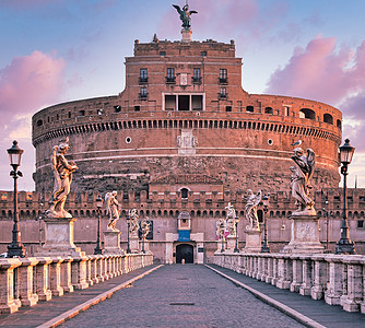 圣天使城堡在意大利罗马罗马的Castel SantAngelo 在日出时无人居住的历史纪念碑装饰景观天空古物古董历史性蓝色柱子城图片