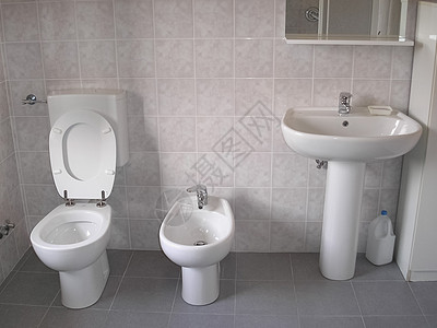 住宅卫生间 浴室 厕所和拖拉机图片