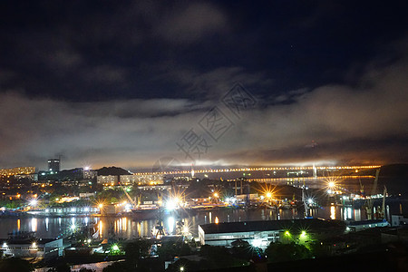 俄罗斯符拉迪沃斯托克Diomede Bay旅游建筑学港口旅行景观建筑物城市照明图片