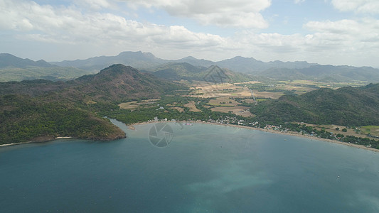 菲律宾 吕宋和露松的海景 还有海滩和海滨天空爬坡绿色海岸风景旅行蓝色海洋鸟瞰图场景图片