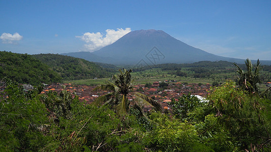 印度尼西亚巴厘岛山区地貌农田和村庄 3乡村农场风景爬坡场景农业农村阳台绿色火山图片