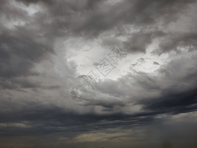与乌云的五颜六色的剧烈的天空天堂风暴气候天气力量戏剧性危险运动雷雨气象图片