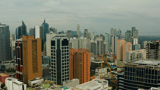 马尼拉市有摩天大楼 菲律宾航空观察景观天际场景旅行建筑城市全景大都市房子鸟瞰图图片