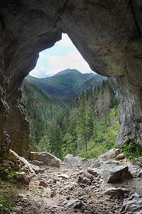 一个叫做波兰Mylna的洞穴图片