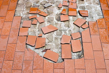 破裂的地砖顶视图建筑石头风化房子地面水泥裂缝框架材料风险图片