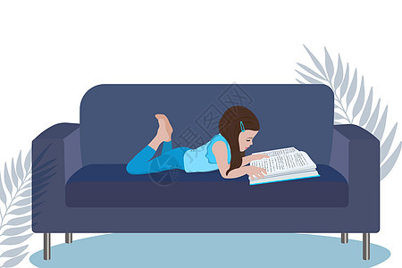 小女孩正在看书 躺在沙发上 远程教育 家庭教育 做家庭作业的学校女孩女孩 她手里拿着一本书的孩子 翻书图片