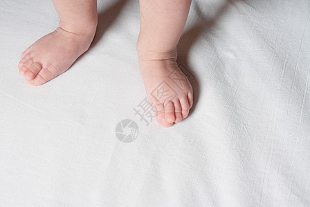 婴儿612个月女孩新生皮肤家庭手指父母男生母性孩子脚趾图片