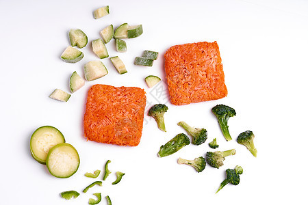 手工制造的冷冻半成品蔬菜配制 切除蔬菜用于快速烹饪营养盘子食物沙拉美食冰箱橙子饮食胡椒图片
