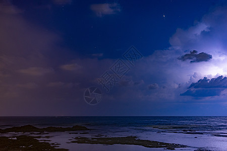 闪电风暴奥姆地中海气候戏剧性雷雨暴雨霹雳天空天气危险力量海景图片