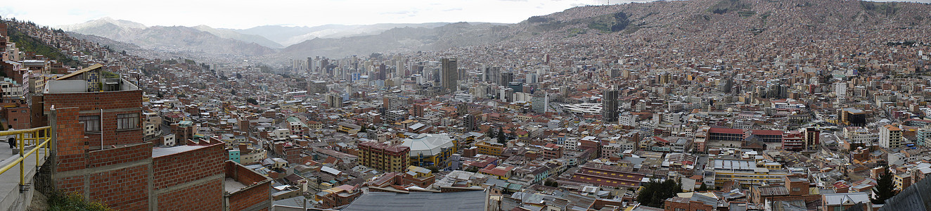 La Paz 砖房山景 玻利维亚 南美洲假期山脉街道目的地平原景观爬坡街景老房子建筑图片