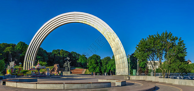 乌克兰基辅各国友好之拱 乌克兰基辅景观城市纪念碑地方广场晴天正方形胡同建筑友谊图片