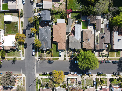西洛杉矶Reynier村附近上空的空中观察图象外观鸟瞰图蓝色结构别墅房子公寓街道建造业邻里图片