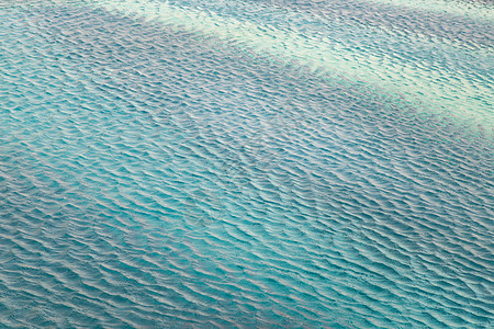 夏天的蓝水游泳池 外门游泳池蓝色海浪液体海洋阳光游泳流动插图水池波纹图片