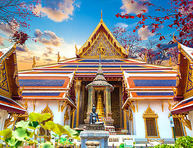 泰国皇家宫殿日落风景建筑历史景观文化城市游客宝塔金子奢华天空图片