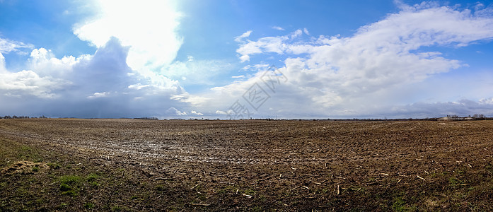 北欧洲国家景观的美丽高分辨率全景 包括田地和绿草林旅游树木农业晴天环境场景农场远景天空旅行图片