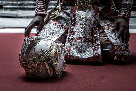 美丽的古代美术面具或舞蹈表演的 Hua Khon 是戏剧罗摩衍那史诗的泰国传统舞蹈 Khon 是艺术文化泰国跳舞蒙面故事戏服艺术图片