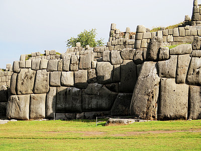 在秘鲁安第斯山脉的废墟山脉岩石考古学历史性帝国堡垒马丘比丘文化旅游图片
