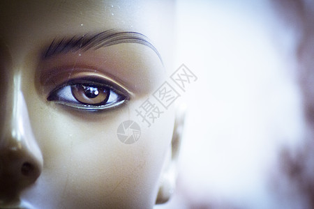 一名模特的女性眼部肖像店铺眼睛白色玩具数字嘴唇模型娃娃女士化妆品图片