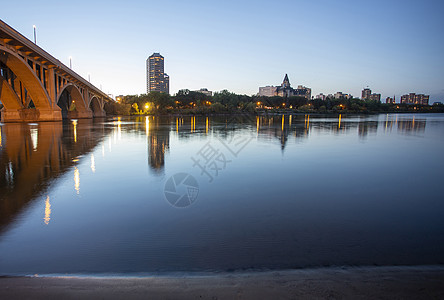 卡通河夜拍Saskatoon天际旅行城市景观建筑摄影反射建筑学外观背景