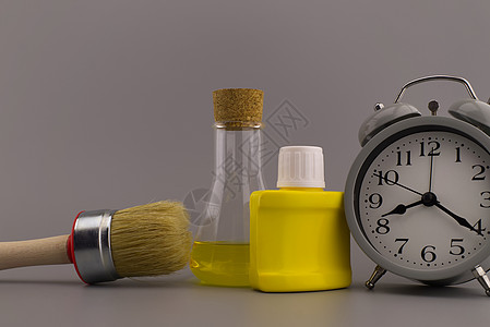 DIY 装饰或装修概念刷子仪器工作灰色画笔警报绘画黄色风格工具图片