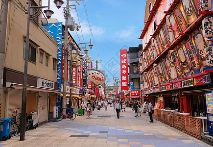 日本大阪     2019年12月9日 Shinsekai和Tsutenkaku塔的景象旅游文化城市街道历史建筑学房子建筑游客地图片