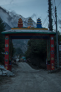 沿安娜普尔纳电路行进的大门入口小路旅游风景地标假期山脉峡谷阳光天空沼泽地图片