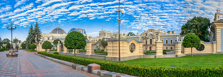 乌克兰基辅宪法广场乌克兰基辅旅游纪念碑首都历史地方名胜晴天国会城市建筑图片