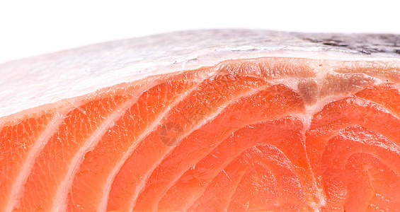 切碎的鱼块 白底红鱼牛排营养饮食烹饪餐厅鳟鱼盘子狭缝鱼片产品美食图片