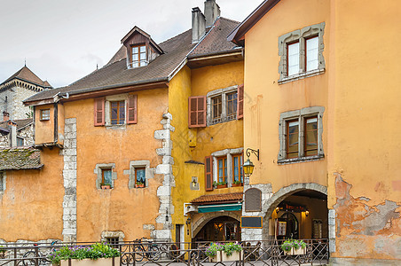 法国Annecy的Thiou河建筑旅行游客吸引力假期景观房子建筑学历史性旅游图片