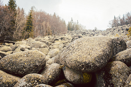 保加利亚维托沙山地貌风景石头金桥山脉岩石巨石图片