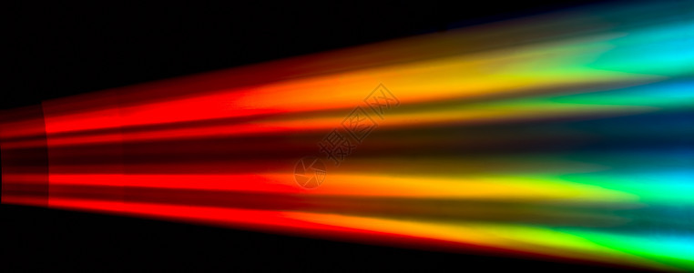 Colourfull 爆发的棱镜光在光盘软焦点上创造彩虹图片