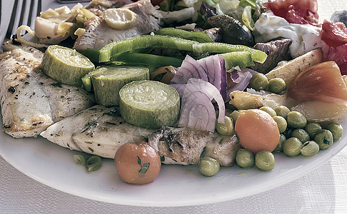 白萝卜炖羊肉肉类和有蔬菜的鱼背景