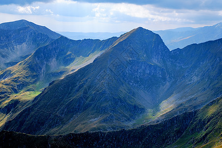 高山山脉石头高山岩石首脑冰川爬坡高度风景旅游小径图片