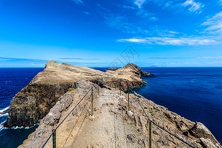 圣卢伦科 马德拉 葡萄牙 欧洲天空自然公园石头海岸线旅游蓝色海岸岩石半岛侵蚀图片