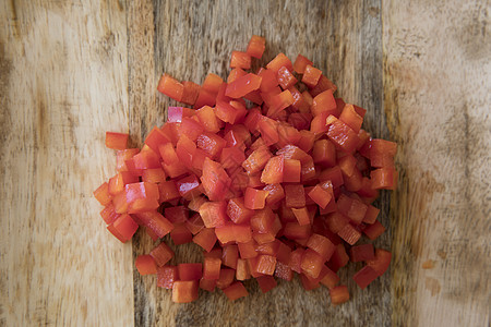 红铃辣椒洋葱美食蔬菜胡椒烹饪红色砧板食物图片