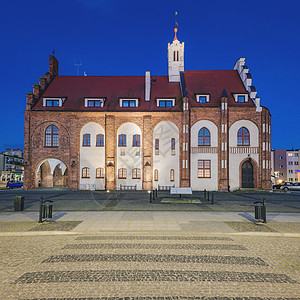 卡米安波莫尔斯基市政厅地标建筑学全景日落市中心城市旅行支撑景观天空图片