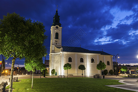 Oradea圣拉迪斯劳教堂市中心城市地标景观旅行天际日出建筑学蓝色日落图片