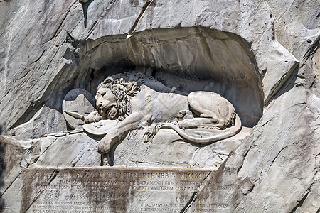瑞士卢塞恩的狮子纪念碑艺术历史性石头动物纪念馆雕像旅游历史岩石旅行图片