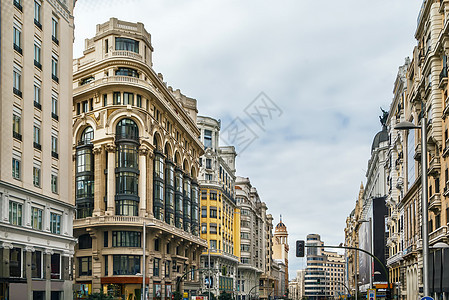 西班牙马德里Gran Via街旅行奶奶景观城市街道建筑市中心旅游房子建筑学图片