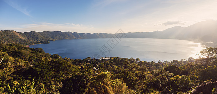 萨尔瓦多科特佩克湖旅行地标天空天际公园建筑学蓝色天线荒野火山图片