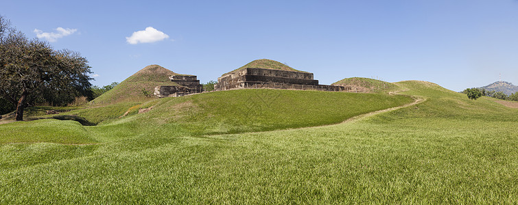 萨尔瓦多圣安德烈斯废墟建筑学蓝色晴天地标金字塔天空天际旅行全景图片