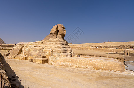 吉萨的伟大斯芬克斯遗产旅行考古学雕像地标沙漠金字塔历史性石头世界图片