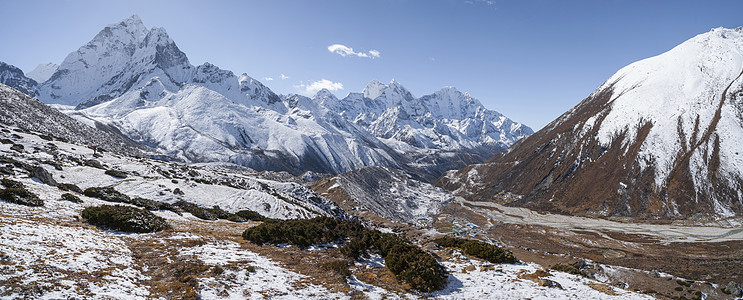 Ama Dablam山峰或顶峰和珠穆峰基地营地图片