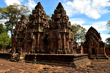 吴哥综合体中美丽的寺庙的景象石头历史丛林遗产舞会文化雕塑高棉语文明旅游图片