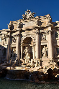 意大利罗马特雷维喷泉之景城市艺术假期地标广场旅游石头文化建筑学历史性图片
