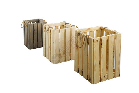 白色背景中的三个木箱礼物胸部合页贮存木材带子货物木板绳索案件图片