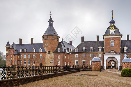 德国安霍特水城堡房子历史性石头建筑学建筑历史图片